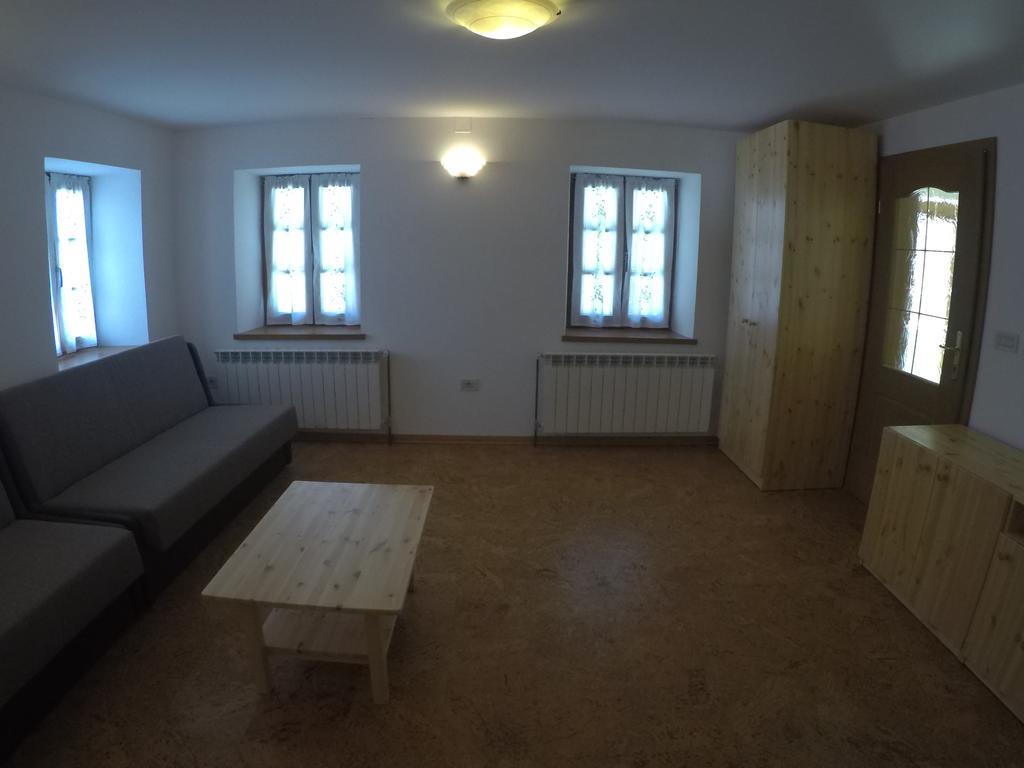 Lesjakova Domacija Bovec Eksteriør bilde